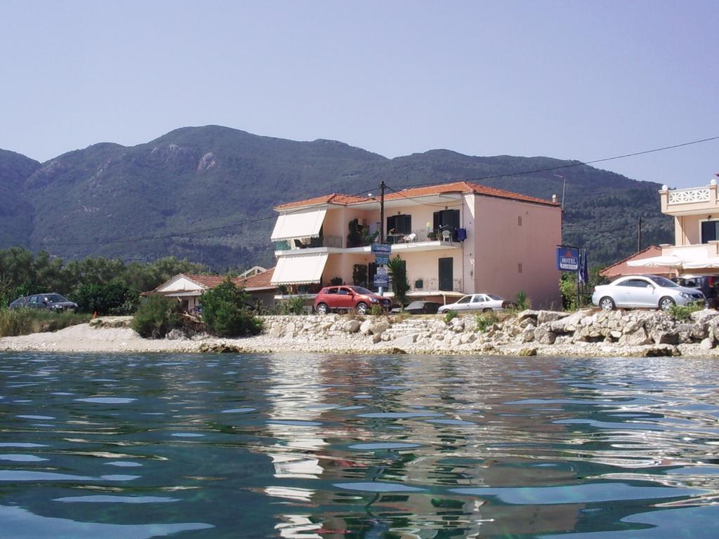 Fiona Seafront Apartments Nikiana Exterior foto